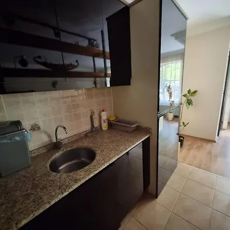 Tria House