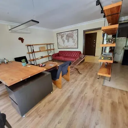 Apartamento Tria House